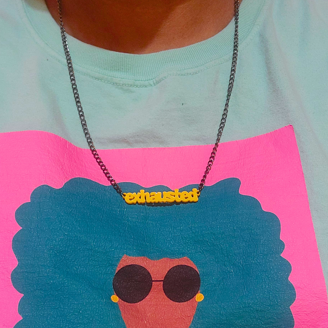 EXHAUSTED ACRYLIC NECKLACE