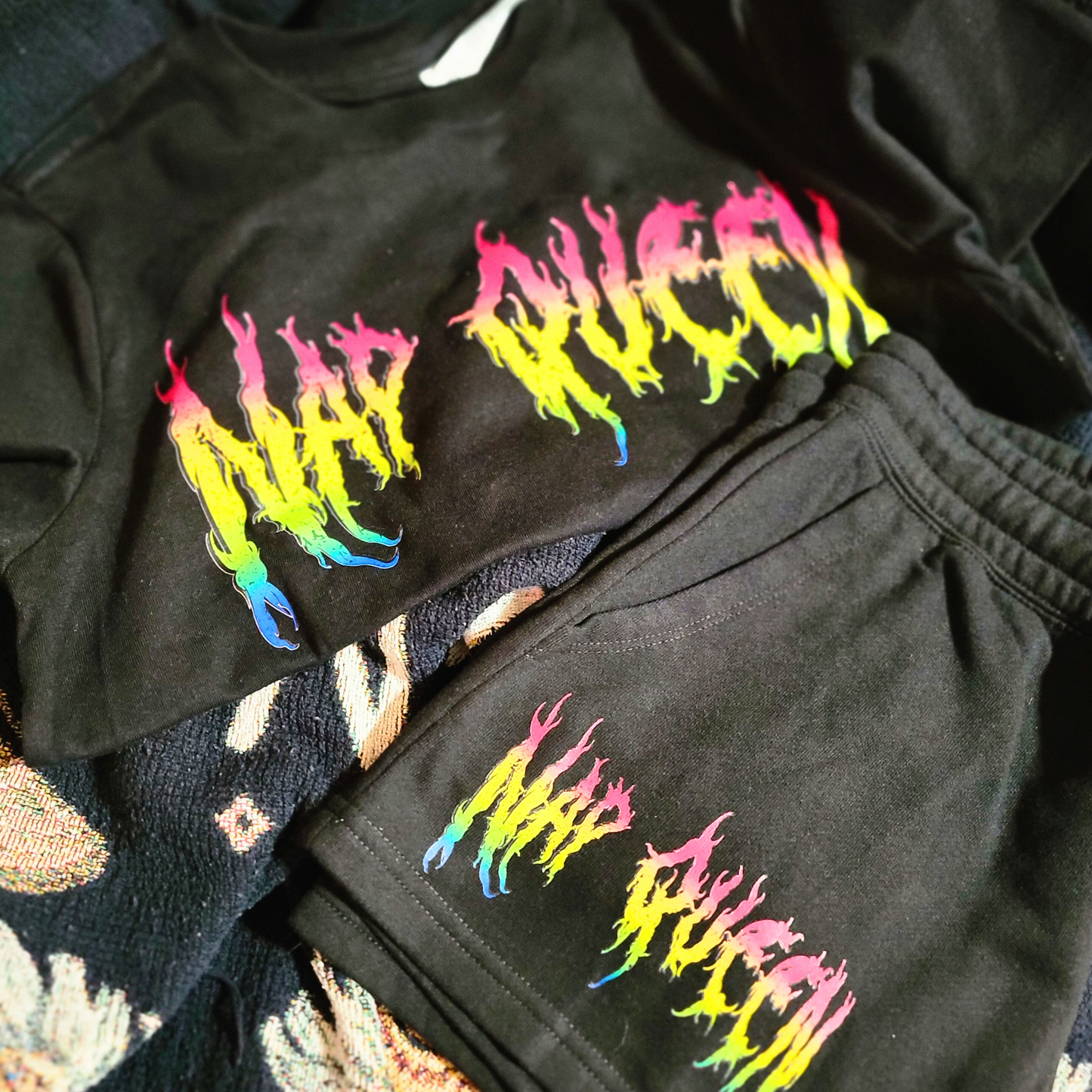 NAP QUEEN LOUNGE SET
