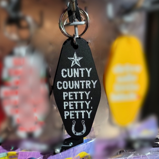 CUNTRY KEYCHAIN