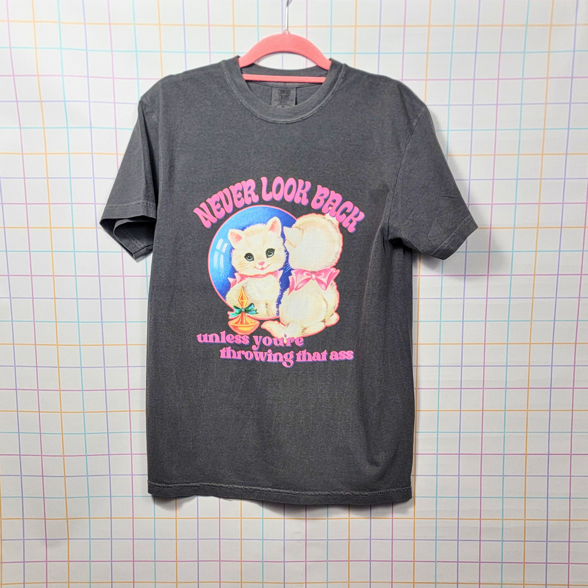 NEVER LOOK BACK TSHIRT
