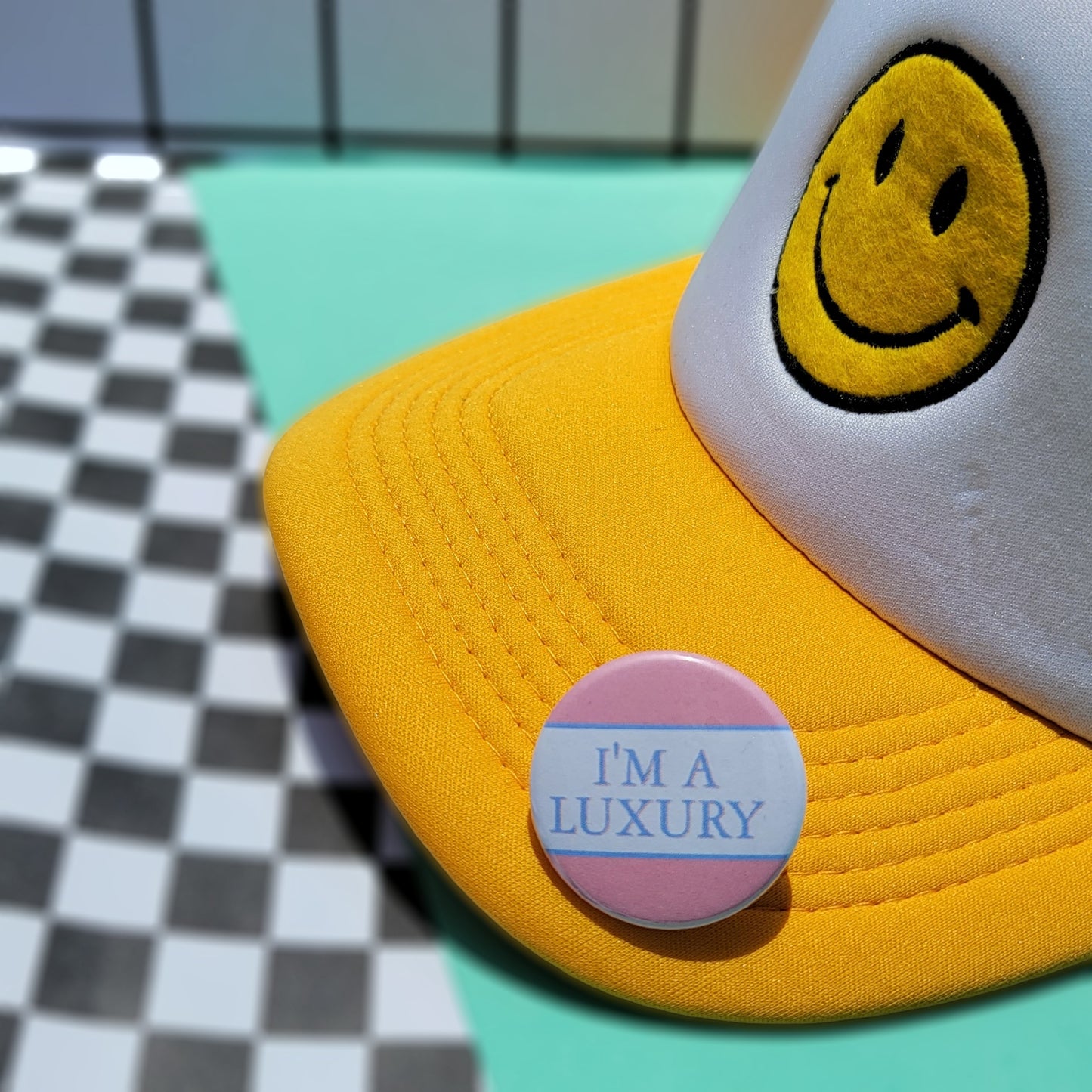 I'M A LUXURY BUTTON